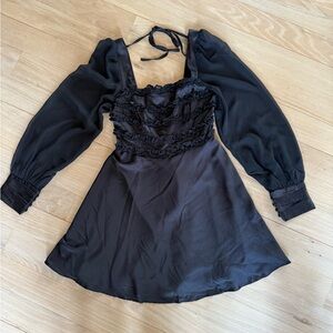 🖤 NWT Satin Long Chiffon Sleeve Ruffle Mini Dress – Black